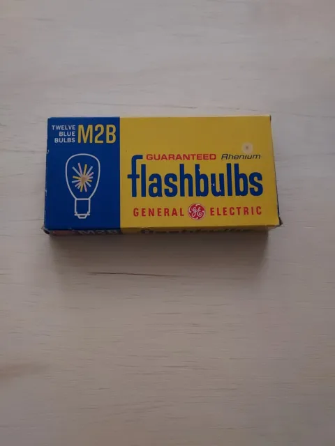 12 bombillas azules vintage GE General Electric M2B con caja original