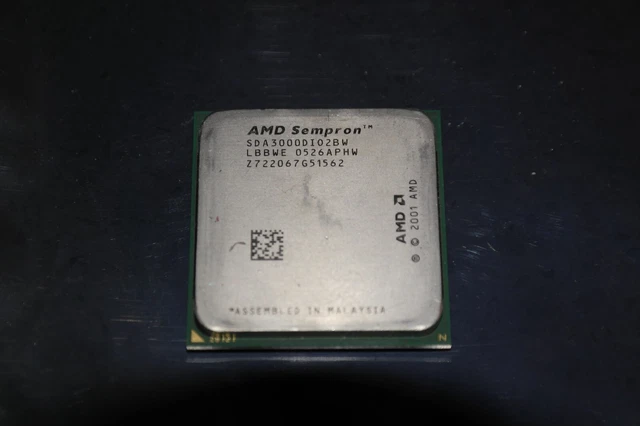 CPU AMD Mobile Sempron 3500+ - 1.80 GHz, Référence SMS3500HAX4CM, Occasion Testé