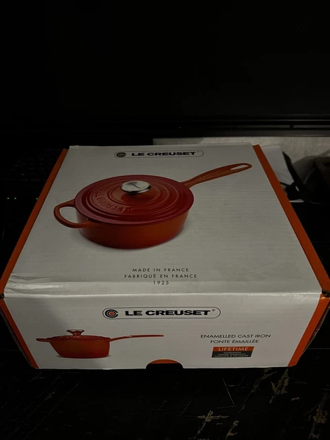 VINTAGE LE CREUSET #14 Cast Iron Saucepan with Spout & Lid-Wood