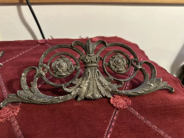 Antique Vintage Curtain / Drapery Accent Holder Ornate Metal Clamps To Rod
