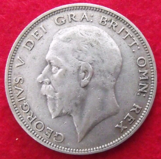 1933 GEORGE V SILVER HALF CROWN  ( 50% Silver )  British 2/6 Coin.   332