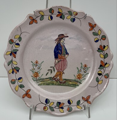 ASSIETTE  EN FAÏENCE MALICORNE-décor breton-POUPLARD BEATRIX 