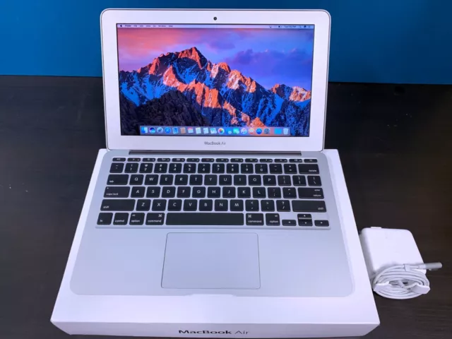 ULTRALIGHT Apple MacBook Air 11 inch Laptop / 1.6GHZ Core i5 / 512GB SSD / 2015
