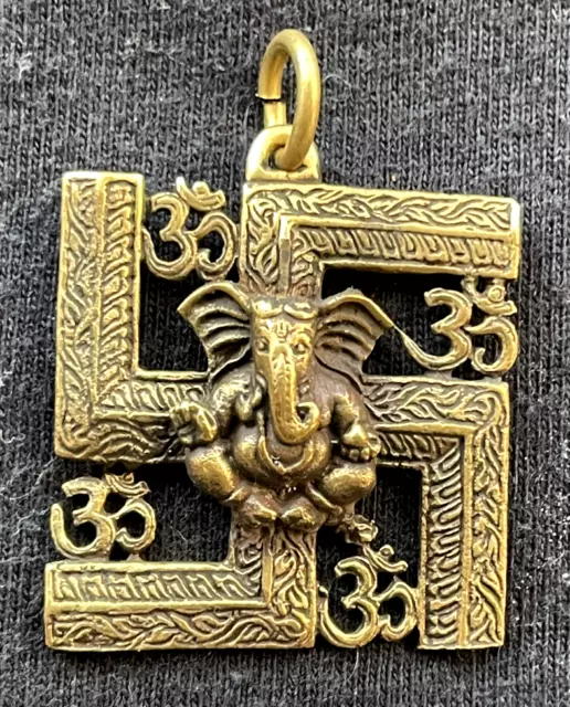 Talisman India Pendant Ganesh Swastika Amulet Miniature Figurine Thailand g3 Talisman India Pendant Ganesh Swastika Amulet Miniature Figurine Thailand g3