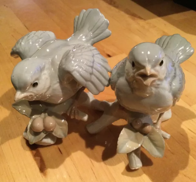 OTAGIRI ORIGINAL JAPAN •Handcrafted Pair of Porcelain Sparrow Birds •Vintage New