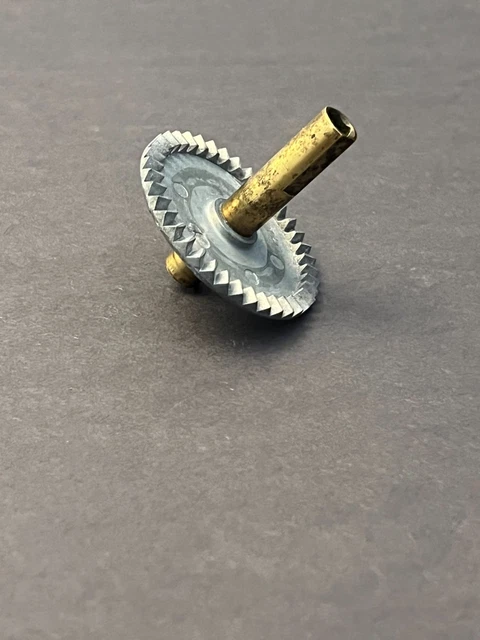 best bream fishing hooks Bronze Bream fishing with circles When there are a lot of smaller fish  around (peckers) a squid blob bait is a very good option when fishing for  bronze bream. Squid is a