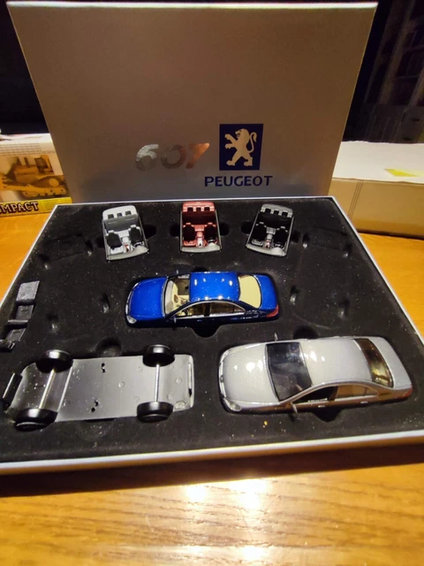 Coffret Carton Ancien Norev - Échelle 1/43 - Pour Miniature