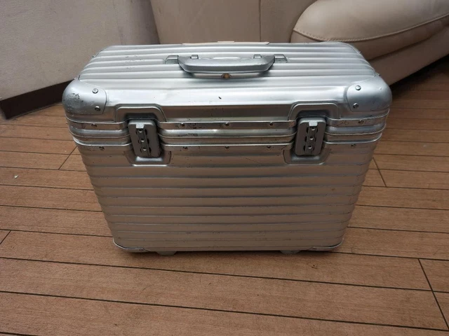 Rimowa Topaz Topas Pilot Trolley Carry-On Silver Carry Case Suitcase Used Japan