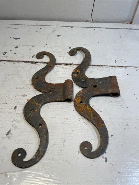 Ancienne Paire De Charnière Moustache