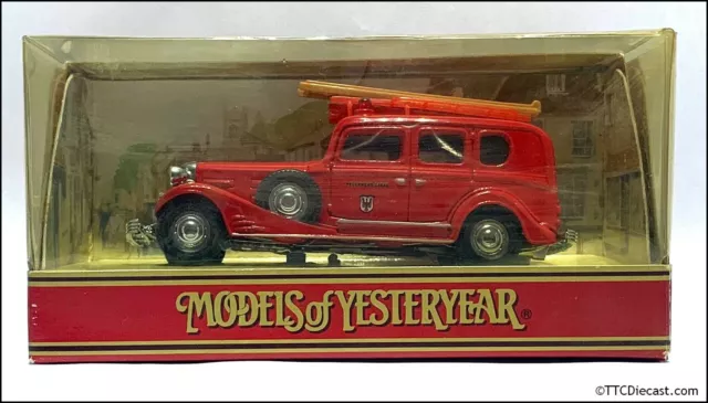 MATCHBOX Y61 1933 Cadillac Fire Engine