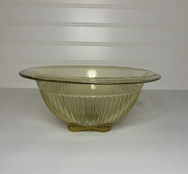 Vintage Federal Art Deco Glass Mixing Bowl Amber Yellow Depression Glass 8” D