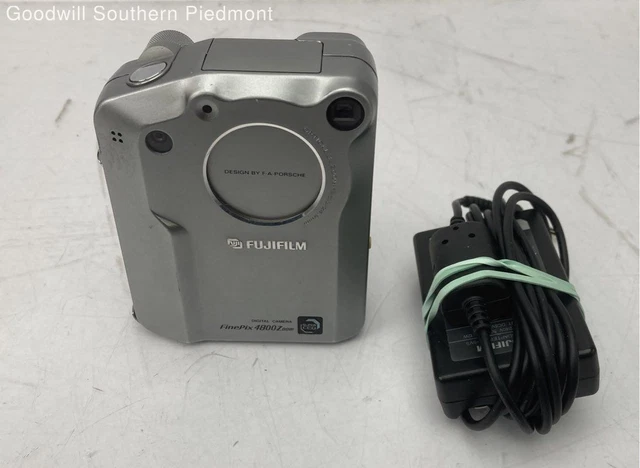 FUJIFILM FinePix 4800 Zoom 元箱付 LL2136#94 Fujifilm's FinePix 4800 and 6800: Digital Photography Review