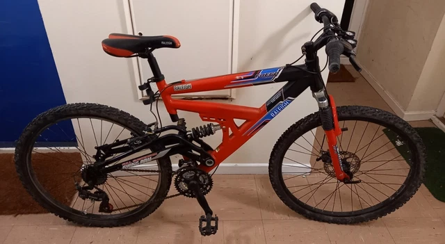 RALEIGH FUEGO 26 Mountain Bike. 55.00 PicClick UK