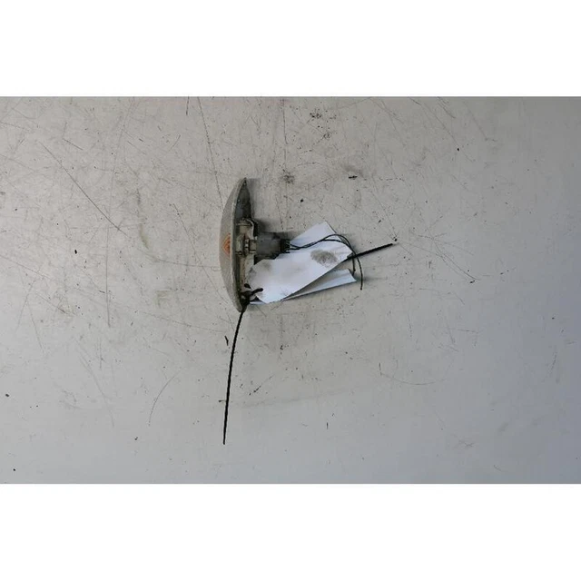 Fanalino Lat. Dx Per Toyota Yaris (99-03) 1.0 16V Ber. 3P/B/998Cc. 2002