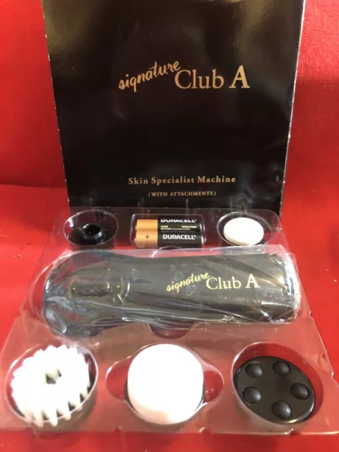 Signature Club A Skin Specialist Machine With Attachments Tool for Anti  Aging