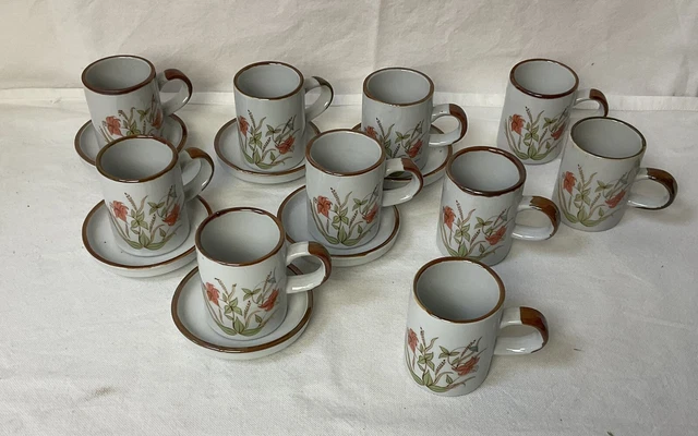 Tasse a café annee 70s en gres