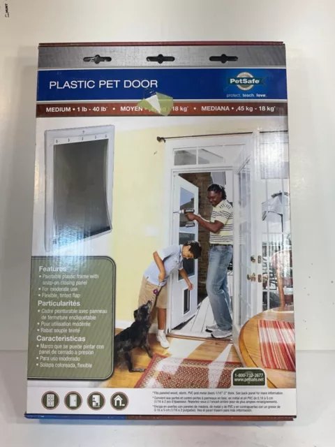 PetSafe Plastic Pet Door for Medium 1 to 40 pound Dogs NIB