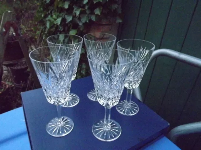 Tyrone Crystal Antrim Pattern set of 5 large white wine stemmed glasses Stamped