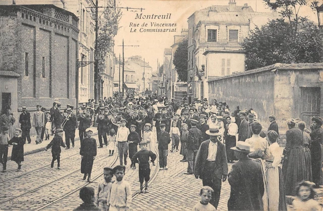 CPA 93 MONTREUIL / RUE DE VINCENNES / LE COMMISSARIAT / cpa rare