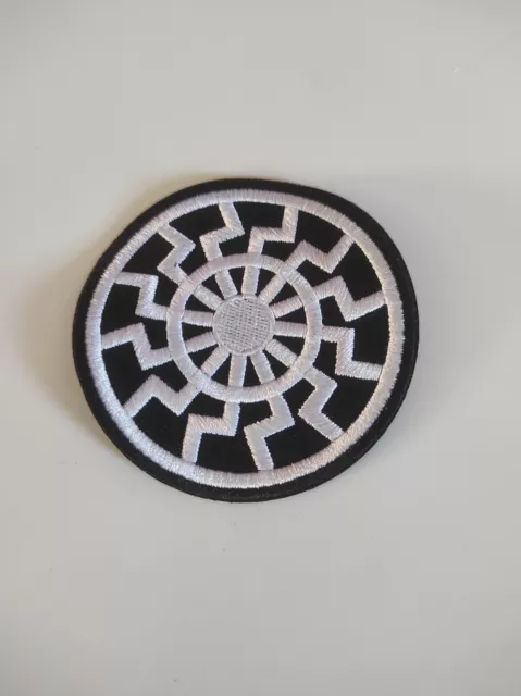 Patch Soleil Noir Écusson Viking Black Sunwheel. Patch Brodé Thermocollant