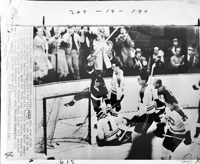 1963 GORDIE HOWE Breaks All Time Goals Record 545 Nhl Hockey Photo Mr