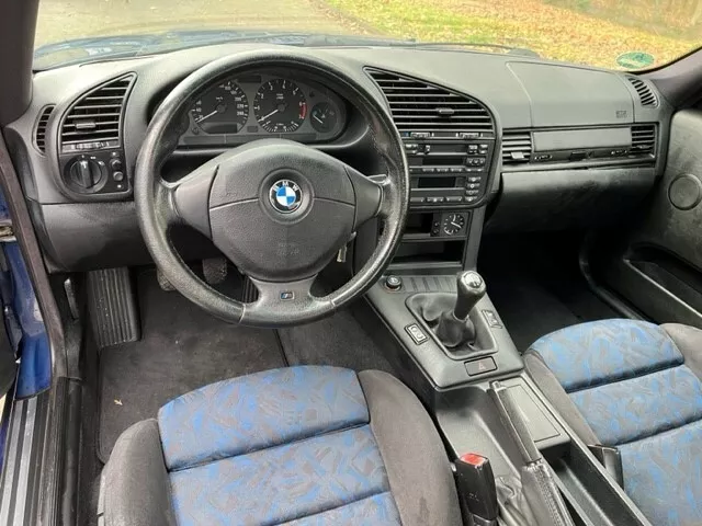 BMW 316i Coupe M Paket Original ab Werk „Boa Boa“/avus-blau Ausstattung
