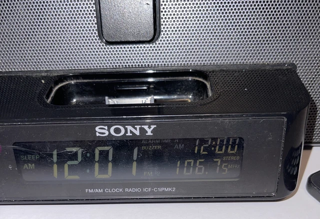 Sony Docking Station Radio Alarm Clock  ICF-C1iPMK2
