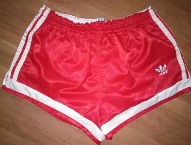 adidas glanzshorts ADIDAS GLANZSHORTS | Kaufen auf Ricardo