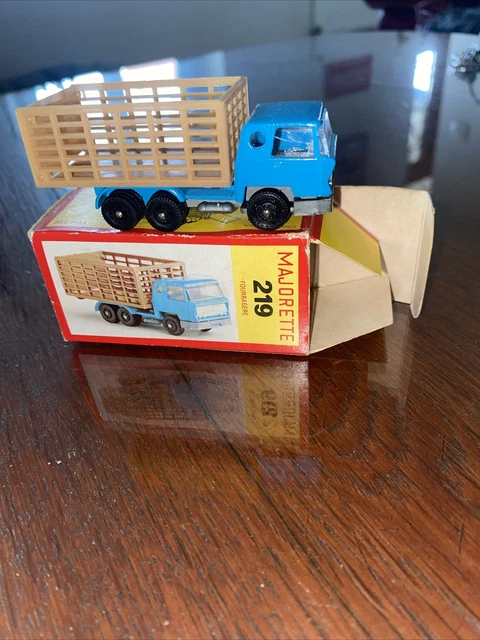 Majorette camion Bernard rouge avec remorque, 1/100 Vintage Made in France - Collection
