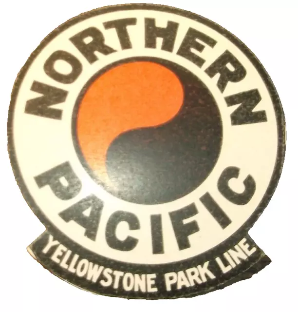 1930's NORTHERN PACIFIC RAILWAY YELLOWSTONE PARK LINE LUGGAGE STICKER