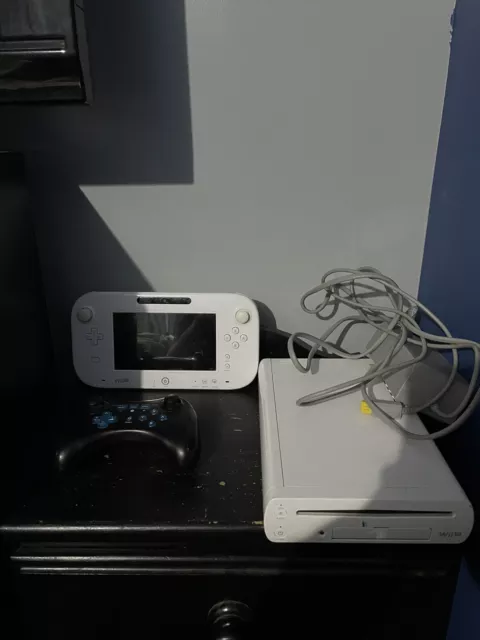 Nintendo Wii U 8gb Basic Bundle Cor Branco Desbloqueado - Escorrega o Preço