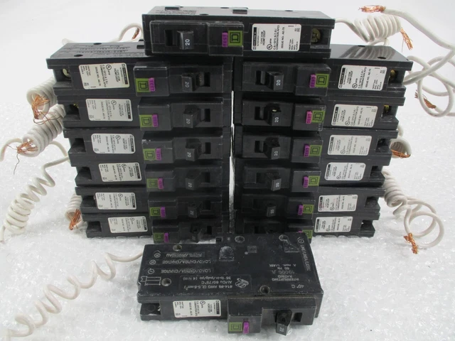 Lot Of 14 New Square D Hom120Df Breakers