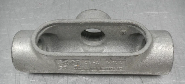 Crouse-Hinds 1-1/4 T-47 Fm7 Conduit Body