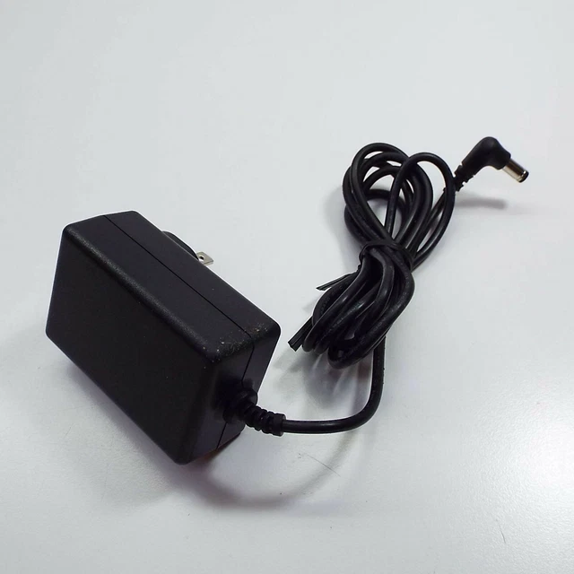 SWITCHING POWER SUPPLY INTERTEK GTWWLA13000180302 13V 1.8A (LOOK DESC