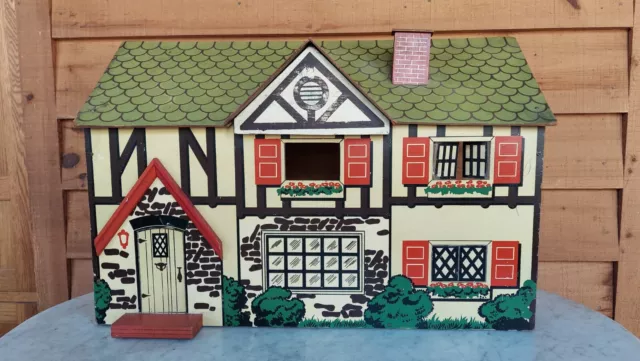 1940's DeLuxe Game Tudor Dollhouse 1:12 Scale 2 Stories, 6 Rooms Lovely Front!