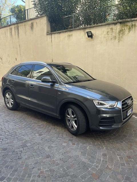 Audi Q3 2.0 TDI Quattro S-line esterno/esterno Audi Q3 2.0 TDI Quattro S-line esterno/esterno