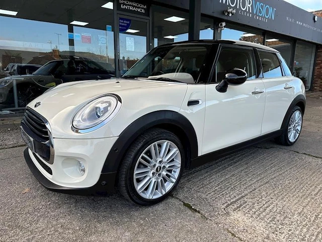 2016 MINI Hatch Cooper Hatchback Petrol Manual
