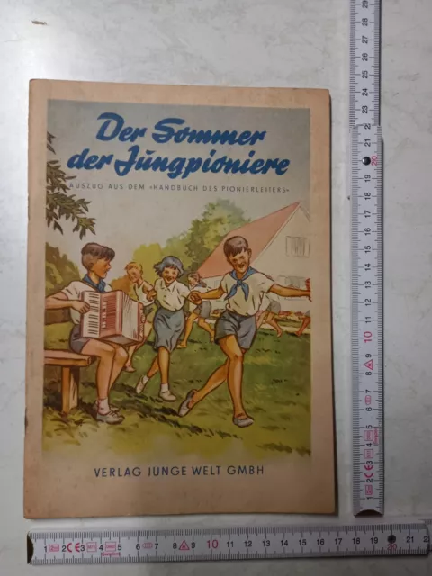 Heft der Sommer der Jungpioniere aus DDR-Zeiten