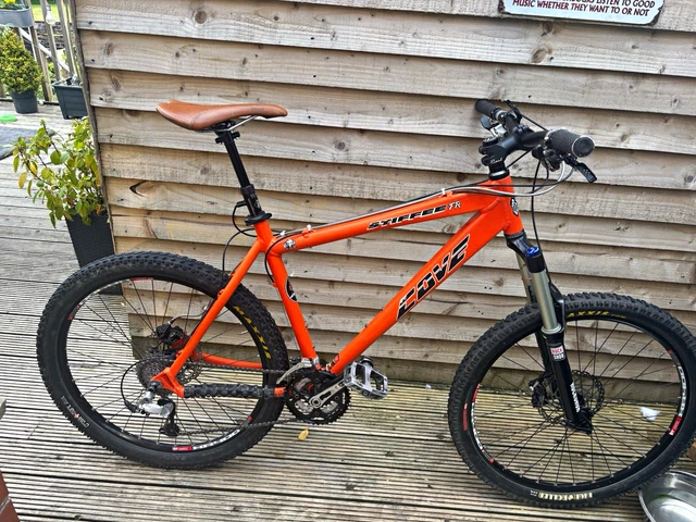 COVE STIFFEE fr 26in Orange Mountain Bike Front Suspension
