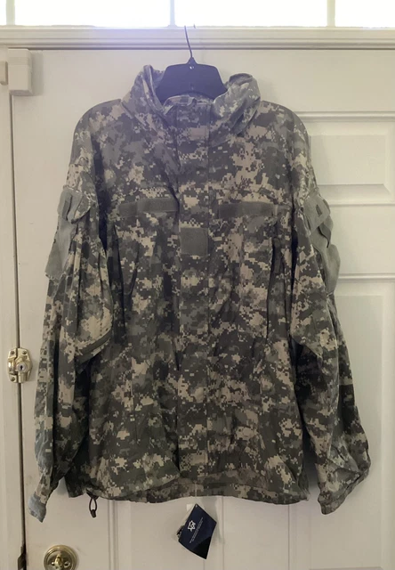 Official US Army Issue Gen III ECWCS Camo Soft Shell Jacket for Cold Weather