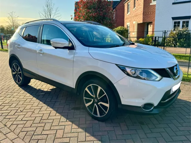 2014 Nissan Qashqai 1.6 Dci Tekna 5D 128 Bhp Diesel Awd/4Wd