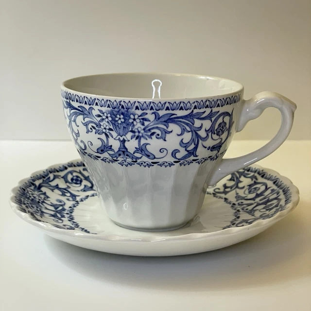 VINTAGE TEACUP CUP & Saucer J&G Meakin England Blue Nordic