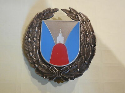 Frise de vieux chapeau de l'insigne de police de la circulation de Laives