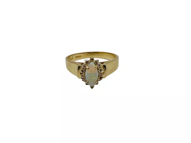 Gorgeous Vintage Solid 14k Yellow Gold Opal and Diamond Ring! Size7!