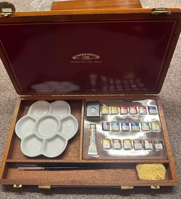 Winsor & Newton Artists Water Colour Wooden Box Set of Half Pans -  Piccadilly