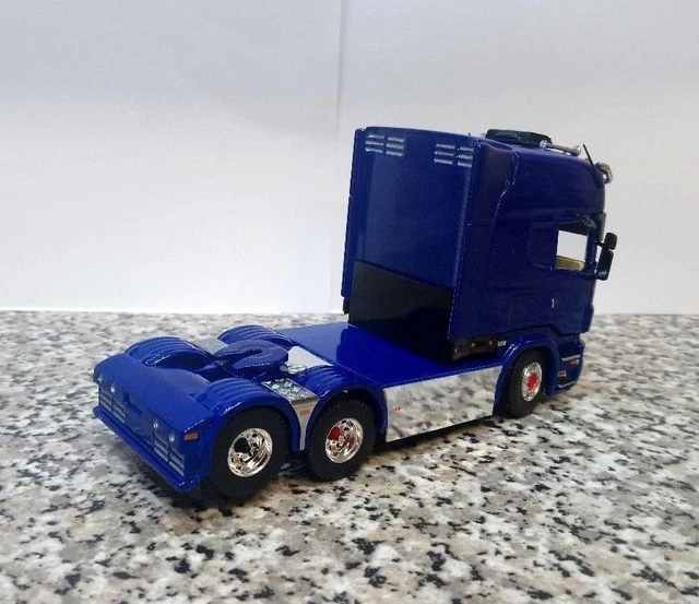Tekno Scania S-serie Next Gen Highline 4x2 with curtainside trailer AS