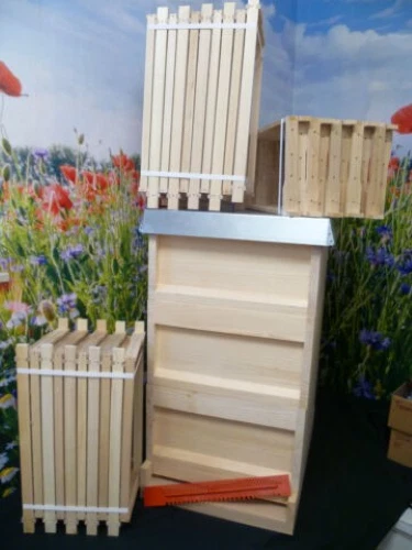 Bienenbeute Ein Zander Oder Deutsch Normal Bienenkasten Aus Weymuth