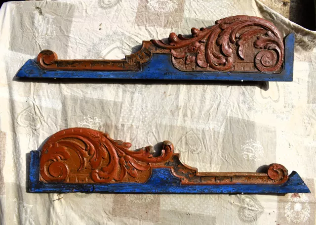 coppia Cimasa  in legno laccato cornice pannello  scultura sovraporta  antica