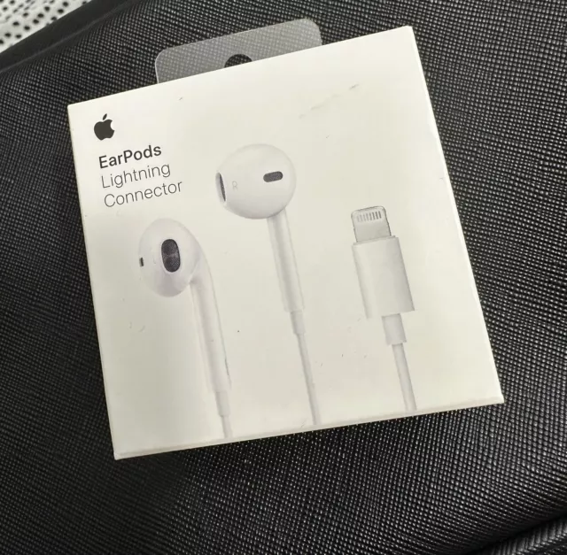 Apple iPhone EarPods with Lightning Connector