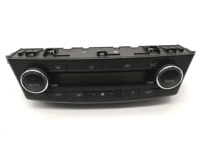 TOYOTA AVENSIS Estate T27 2.2 D-4D ADT271 Climate Control Unit 55900-05330 2009